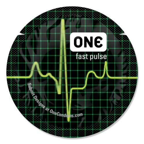 Презерватив ONE Glowing Pleasures, 1 шт, світиться в темряві, зі змазкою