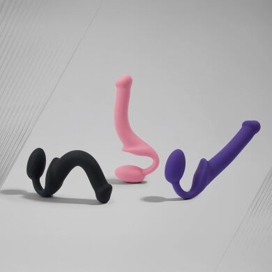 Безремневой страпон Strap-On-Me Rose M, полностью регулируемый, диаметр 3,3см