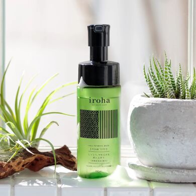 Пена для интимного ухода Iroha Intimate Wash Foam Type Bergamot and Bitter Orange 150 мл